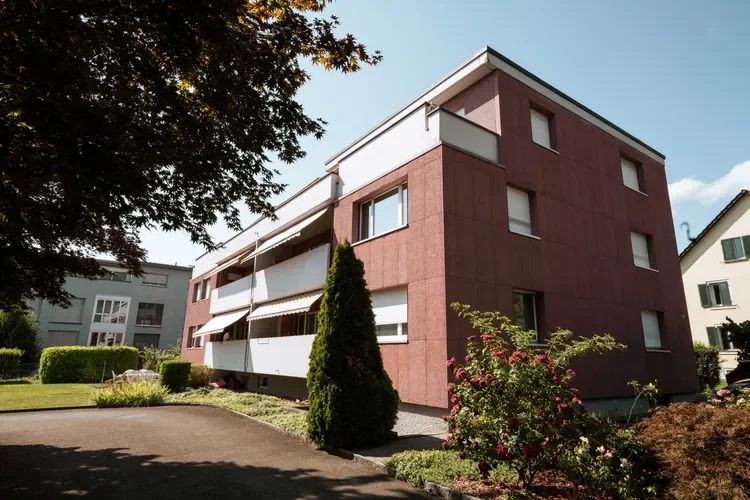 Mehrfamilienhaus - Fislisbach